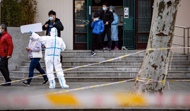 Kinai protestuoja prieš KKP politiką dėl karantino