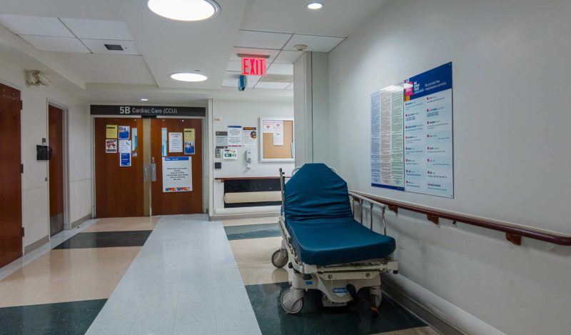 Panico Covid del pronto soccorso dell'ospedale di New York