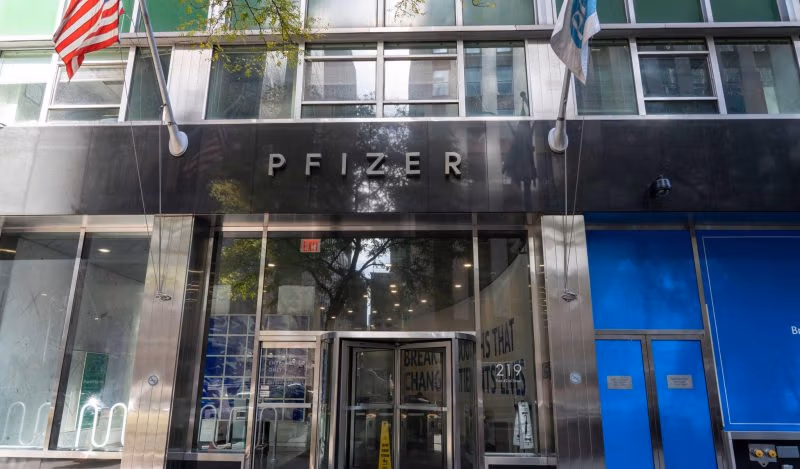 Η Pfizer απέκρυψε δεδομένα