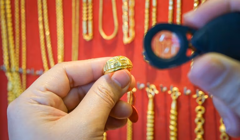 Firma Pfizer pozwany za „fałszywe i zwodnicze” twierdzenia dotyczące szczepionki na Covid-19