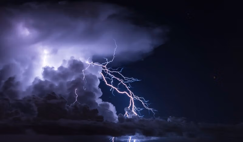 ブラウンストーン研究所 - 官僚国家を強化する法的バッテリー