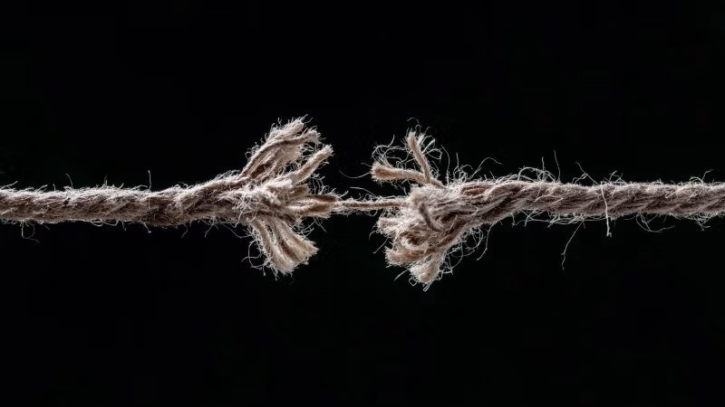 Teatr Absurdu kończy się jękiem