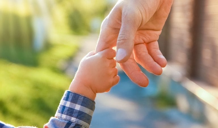 Tutkimus vahvistaa totuuden maskeista ja lapsista