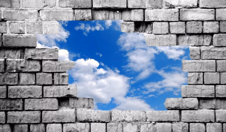 Firewall-urile ideologice funcționează destul de bine... până când nu mai funcționează