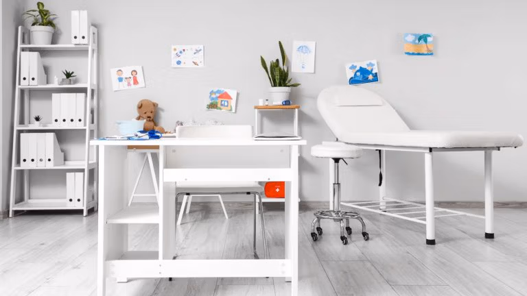 Come l'Accademia Americana di Pediatria ha tradito i bambini di tutto il mondo